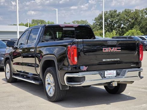 Used 2022 GMC Sierra 1500 SLT RWD image 3