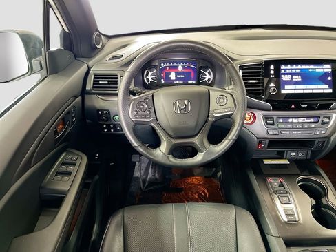 Used 2023 Honda Passport TrailSport image 23