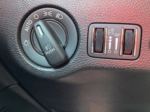 Used 2022 Dodge Challenger GT w/ Cold Weather Group AWD/4WD image 18