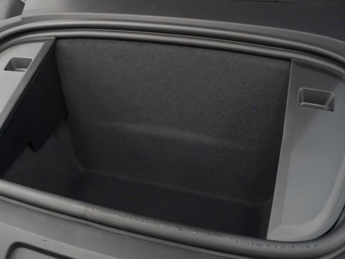 New 2026 Porsche Taycan image 15