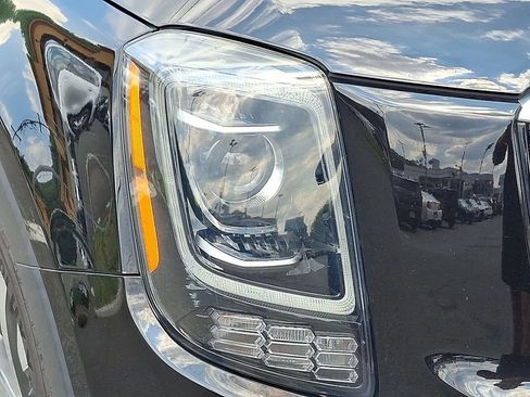 Used 2022 Kia Telluride S AWD/4WD image 10