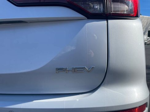 Used 2024 Mitsubishi Outlander Ralliart image 12