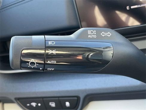 New 2026 Kia Carnival EX image 31