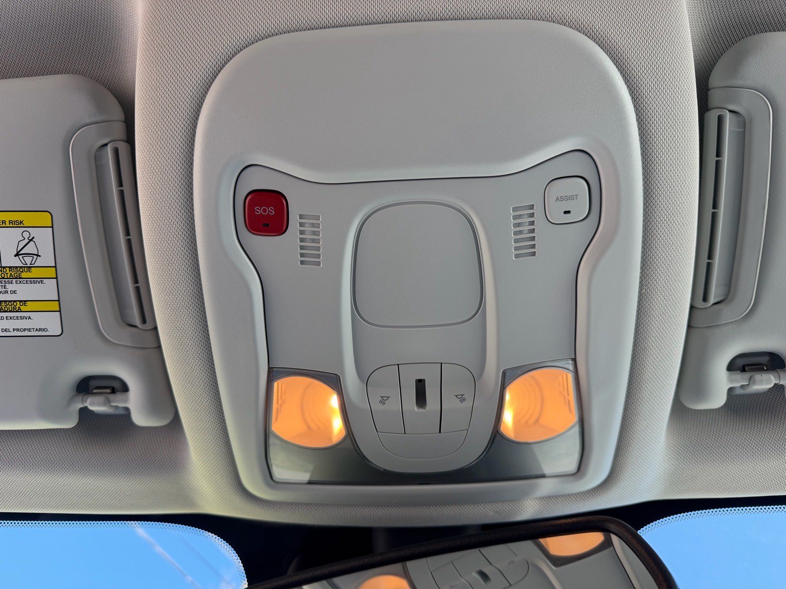 Used 2023 Jeep Renegade Latitude w/ Premium Group AWD/4WD image 45