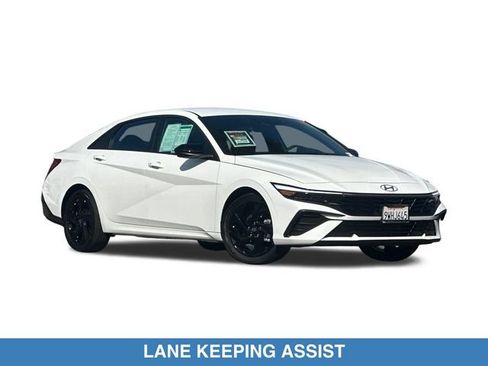 Used 2026 Hyundai Elantra Sport FWD image 2