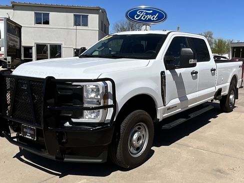 Certified 2025 Ford F350 XL AWD/4WD image 1
