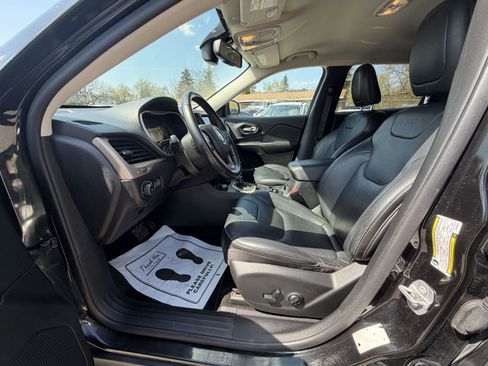 Used 2015 Jeep Cherokee Limited AWD/4WD image 12