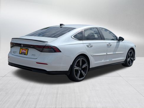Used 2024 Honda Accord Sport image 7