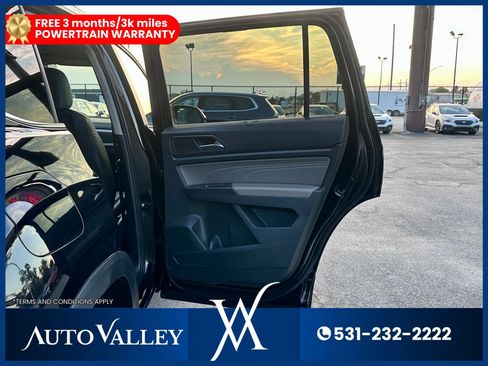 Used 2022 Volkswagen Atlas SEL R-Line AWD/4WD image 24