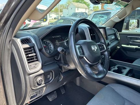 Used 2020 RAM 1500 Big Horn AWD/4WD image 9