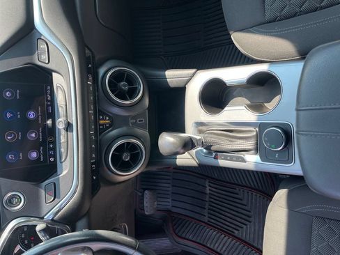 Used 2019 Chevrolet Blazer LT FWD image 26