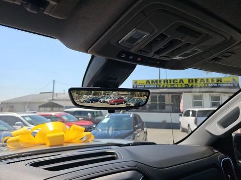 Used 2019 GMC Sierra 1500 Denali w/ Technology Package image 12