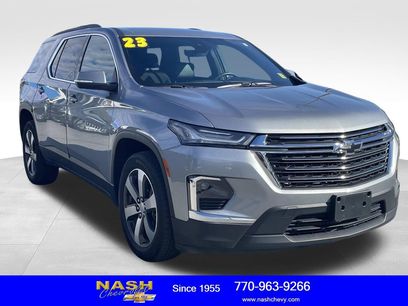 Used 2023 Chevrolet Traverse LT w/ LT Premium Package