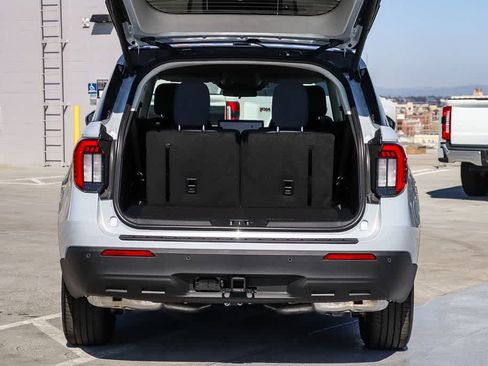 New 2026 Ford Explorer Active RWD image 28