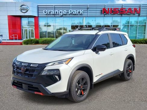 New 2026 Nissan Rogue SV AWD/4WD image 4