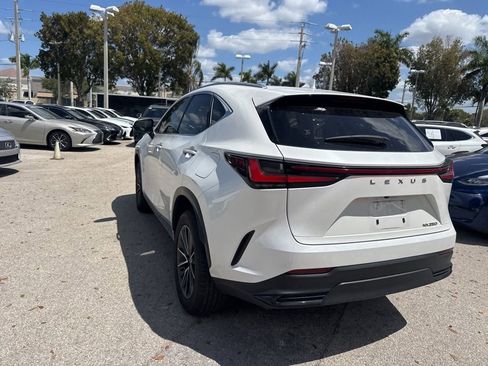 Used 2024 Lexus NX 250 FWD w/ Towing Package (2000 Lbs) image 10
