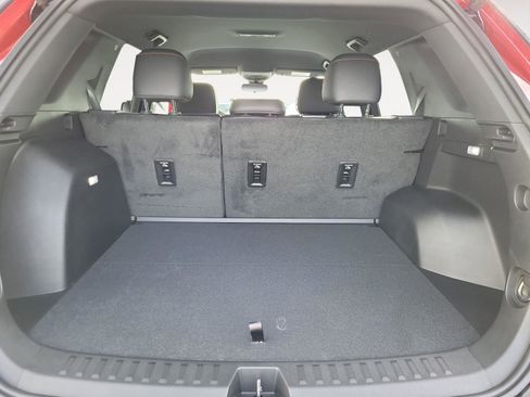 Used 2025 Chevrolet Equinox RS image 18