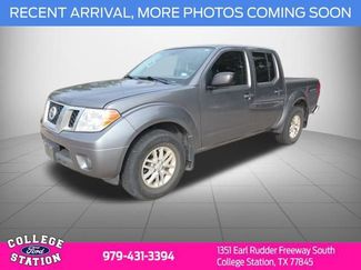 Used 2020 Nissan Frontier SV image 1