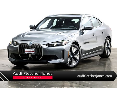 Used 2025 BMW i4 eDrive40 w/ Parking Assistance Package image 1