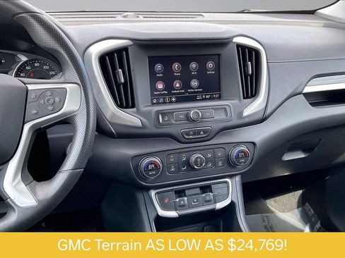 Used 2023 GMC Terrain SLE w/ Driver Convenience Package AWD/4WD image 6