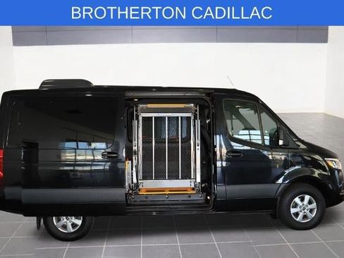 Used 2021 Mercedes-Benz Sprinter 1500 image 7