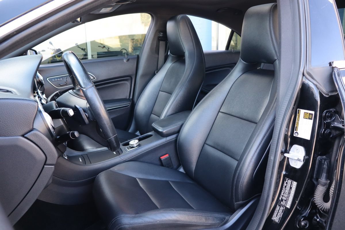Used 2015 Mercedes-Benz CLA 250 4MATIC image 10