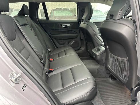 Used 2026 Volvo V60 B5 Cross Country Plus w/ Climate Package AWD/4WD image 12