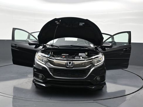 Used 2019 Honda HR-V Sport image 40