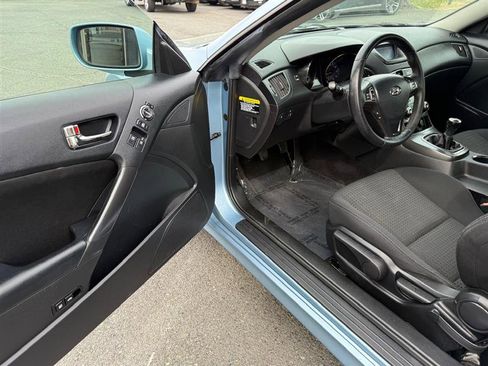 Used 2012 Hyundai Genesis 2.0T image 20