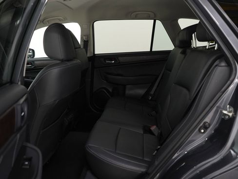 Used 2019 Subaru Outback 2.5i Limited w/ Popular Package #2 image 16