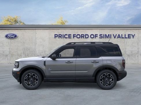 Used 2025 Ford Bronco Sport Outer Banks w/ Outer Banks Tech Package+ AWD/4WD image 3