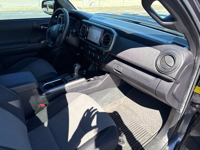 Used 2021 Toyota Tacoma TRD Sport RWD image 16
