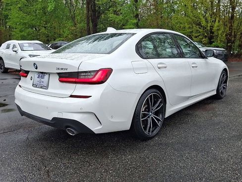 Used 2021 BMW 330i xDrive Sedan w/ M Sport Package AWD/4WD image 11