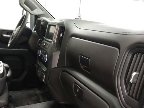 Used 2025 Chevrolet Silverado 2500 W/T w/ WT Convenience Package AWD/4WD image 29