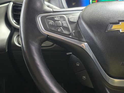Used 2017 Chevrolet Volt LT w/ Comfort Package FWD image 31