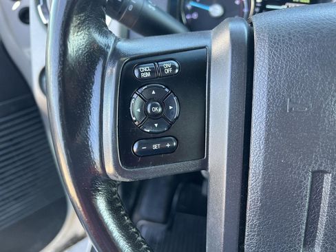 Used 2013 Ford F350 Lariat image 42