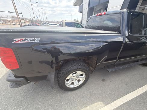 Used 2017 Chevrolet Silverado 1500 LT w/ All Star Edition image 4