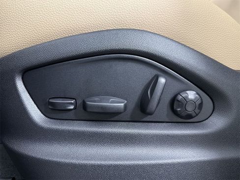 New 2026 Porsche Cayenne image 39