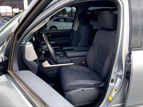 Used 2022 Toyota Tundra SR5 image 8