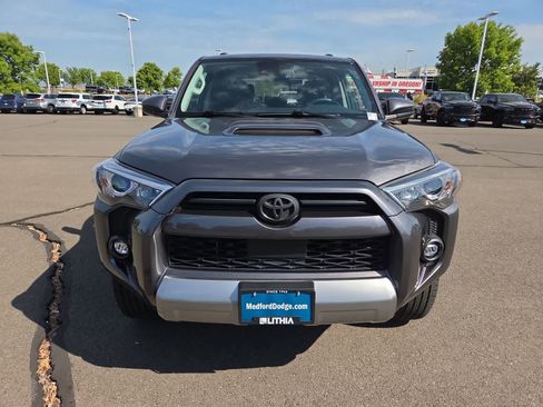 Used 2021 Toyota 4Runner TRD Off-Road AWD/4WD image 14