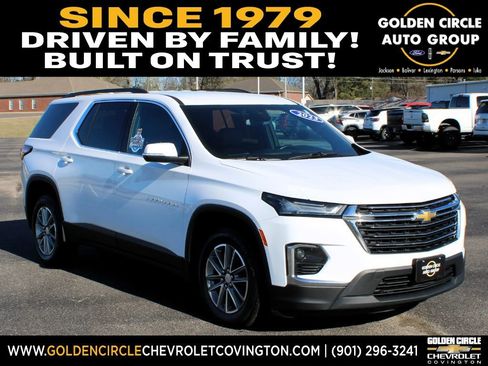 Used 2023 Chevrolet Traverse LT FWD image 1