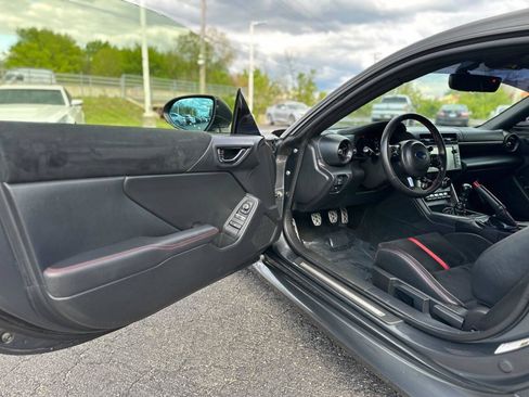 Used 2023 Subaru BRZ Limited RWD image 16