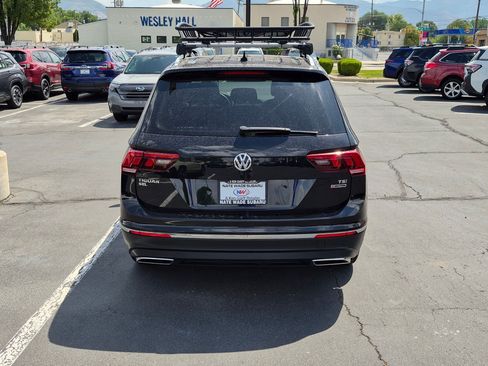 Used 2018 Volkswagen Tiguan SEL AWD/4WD image 4