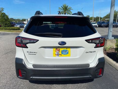Used 2021 Subaru Outback Premium image 10