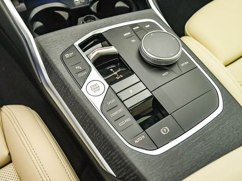 New 2026 BMW 330i xDrive Sedan w/ Premium Package image 22