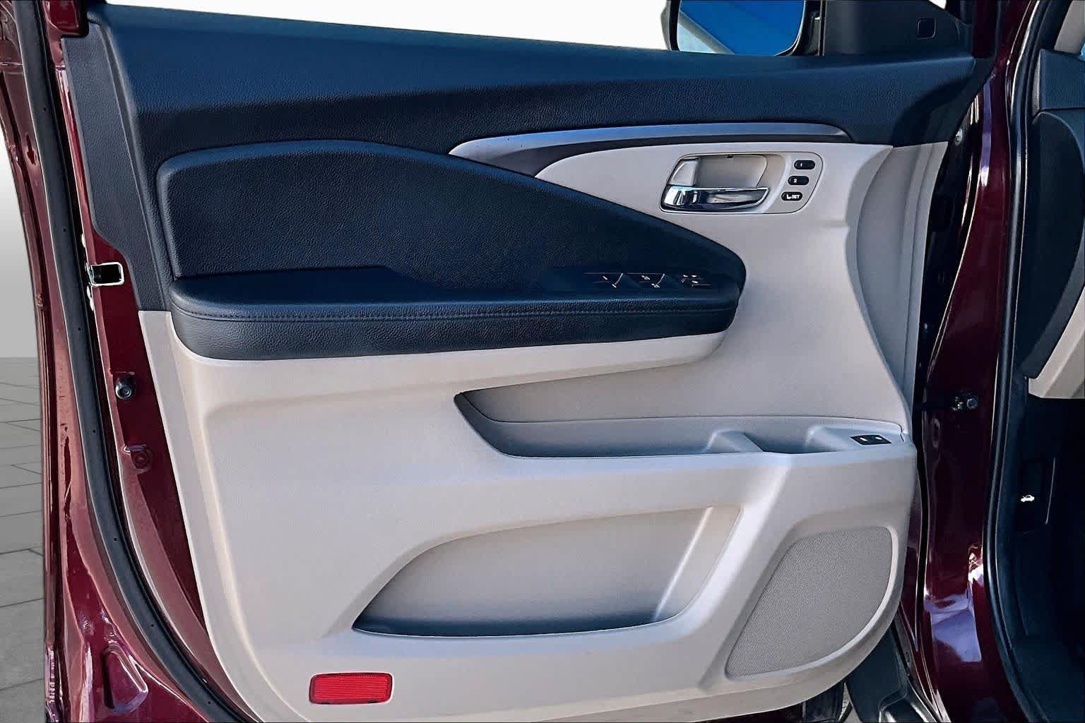 Used 2022 Honda Pilot Special Edition image 22