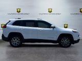 Used 2018 Jeep Cherokee Latitude image 6