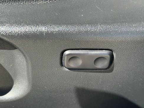 Used 2021 Toyota Tacoma SR5 image 24