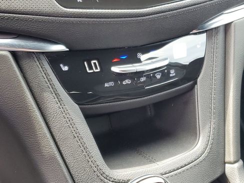 Used 2023 Cadillac XT5 Luxury AWD/4WD image 14
