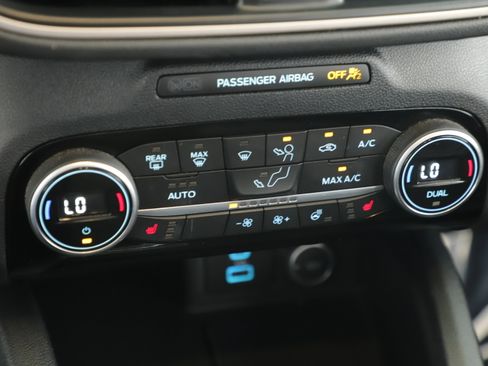 Used 2021 Ford Escape SEL image 16